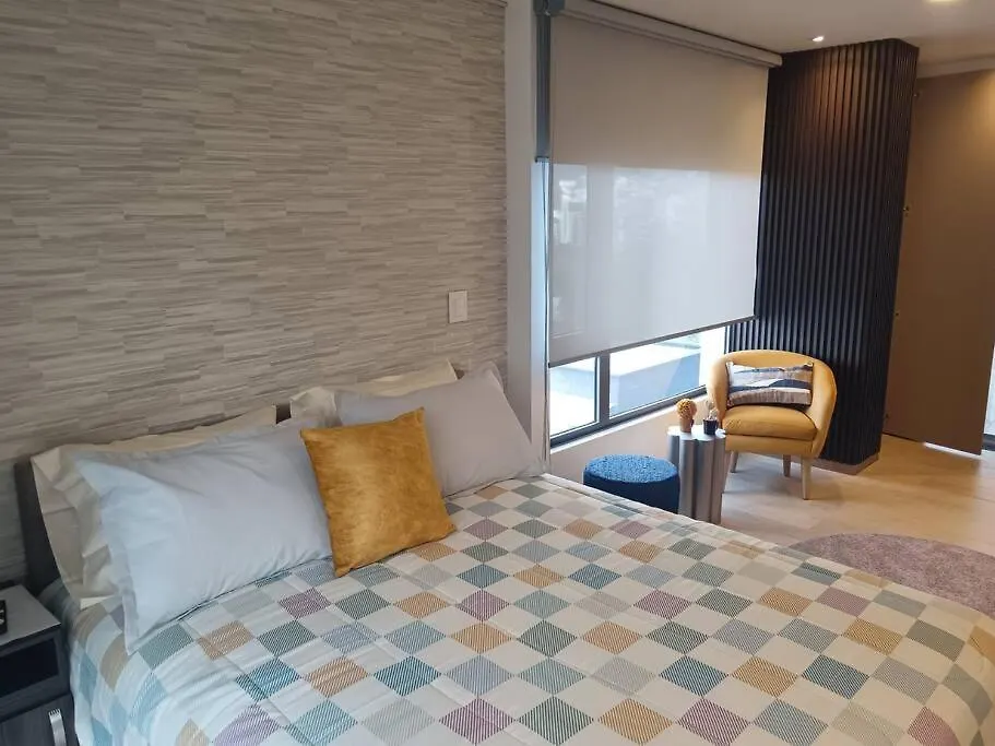 Extraordinario Estudio, Ubicacion Perfecta 키토 아파트