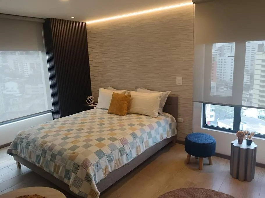 Extraordinario Estudio, Ubicacion Perfecta 키토
